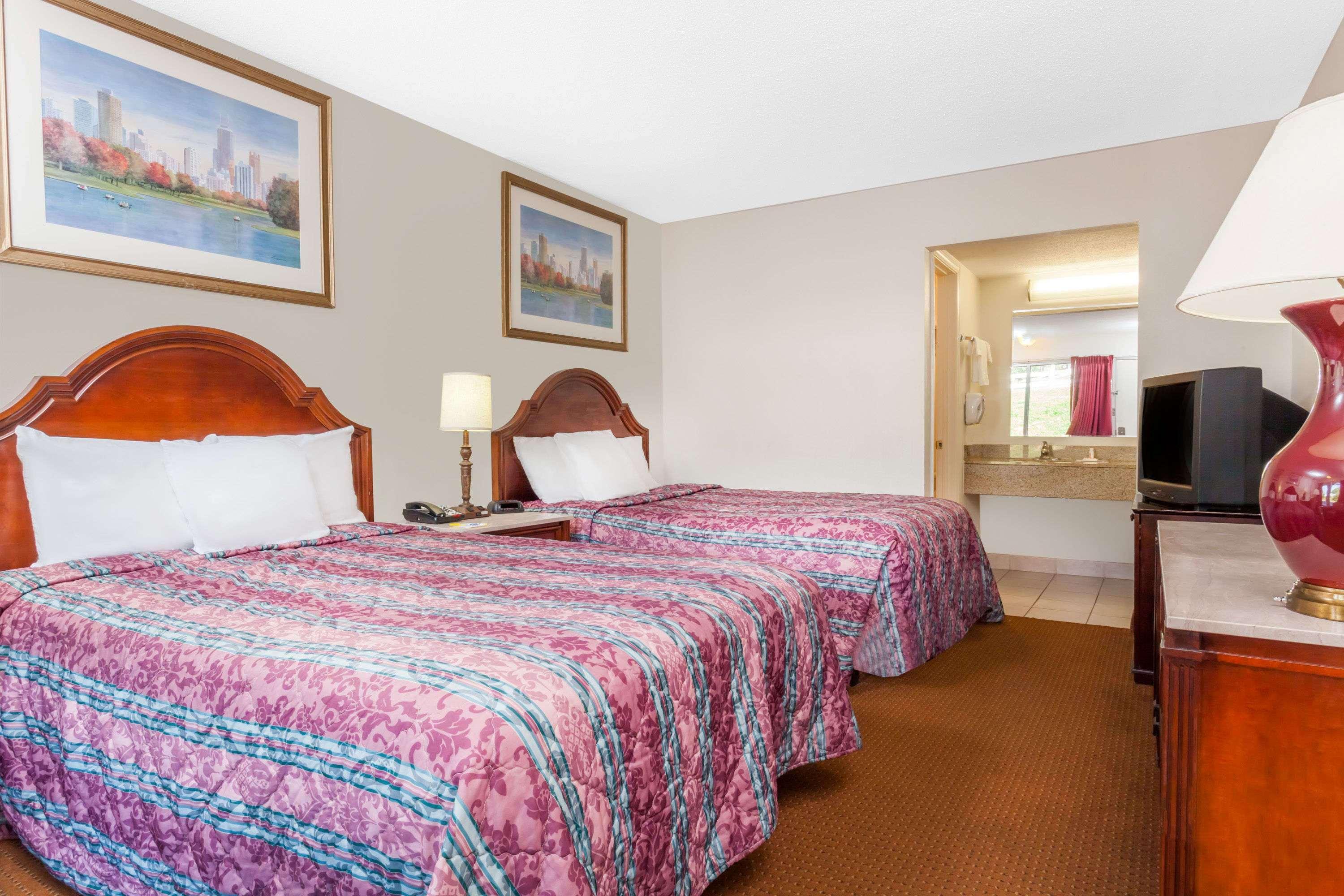 Rodeway Inn Оуэнсборо Экстерьер фото